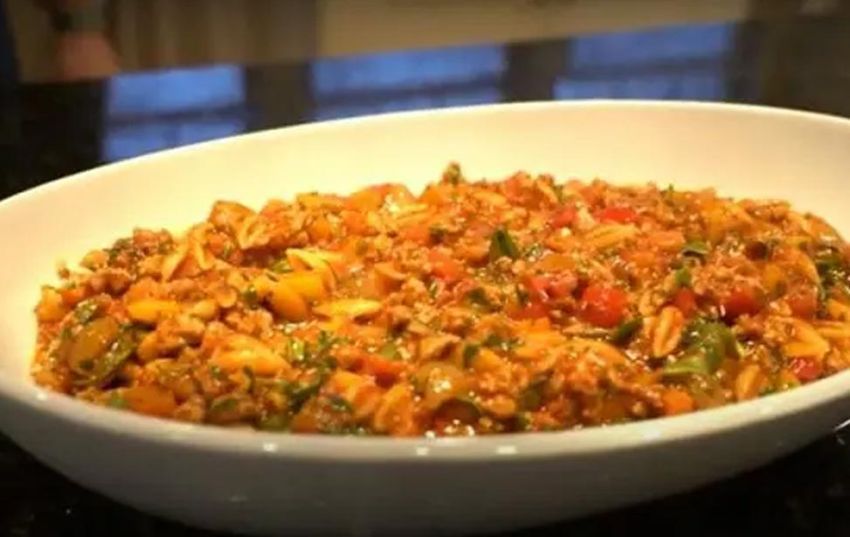 Keep on Cookin’ with Nick Rabar – American Chop Suey